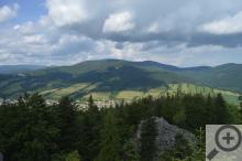 Výhled z čertových kamenů na Jeseník