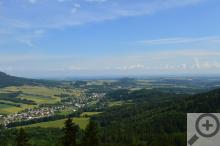 Výhled z Čertových kamenů do okolí