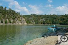 Podhradí Zvíkova, místo kde se Otava vlévá do Orlické přehrady